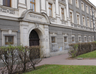 Dziękujemy za złożone ofiary na cmentarzach